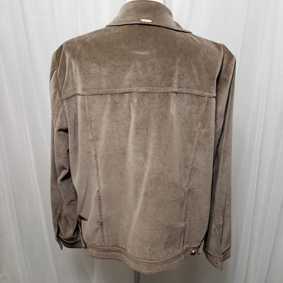 St. John Sport Tan Suede Feel Tan Jacket Sz ?? - Picture 7 of 14